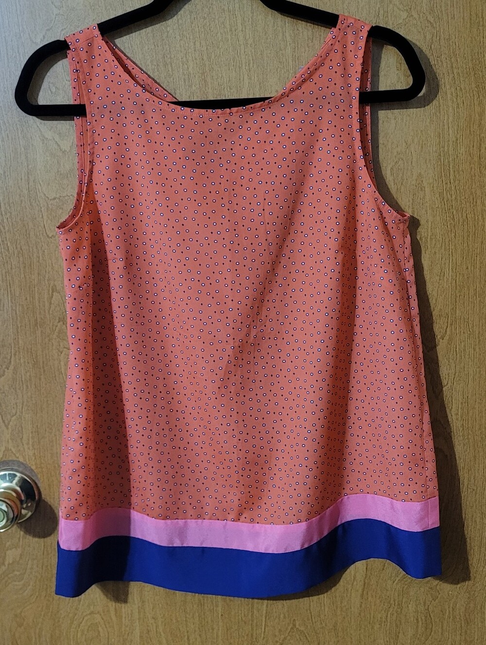 LOFT Coral Polka Dot Sleeveless Blouse Colorblock Hem Size Medium